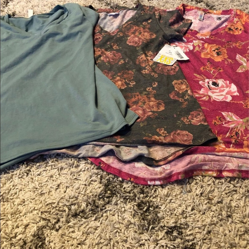 Lularoe Christy tee bundle xxs and xs
